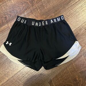Under Armour Women's Black and White Athletic Shorts